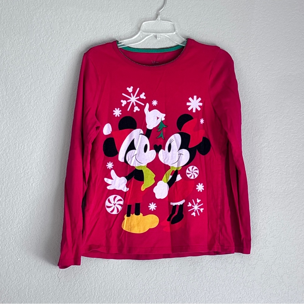 Disney Women’s Red Long Sleeve Tee with Mickey and Minnie Christmas pijama top